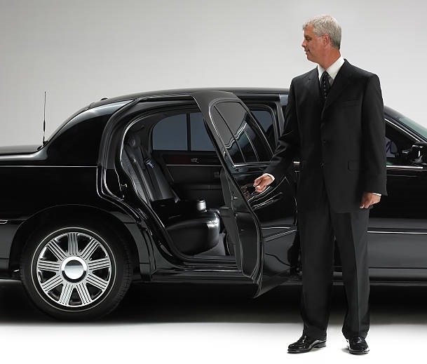 Booking Process for Our Luxury Black Car Service Boston