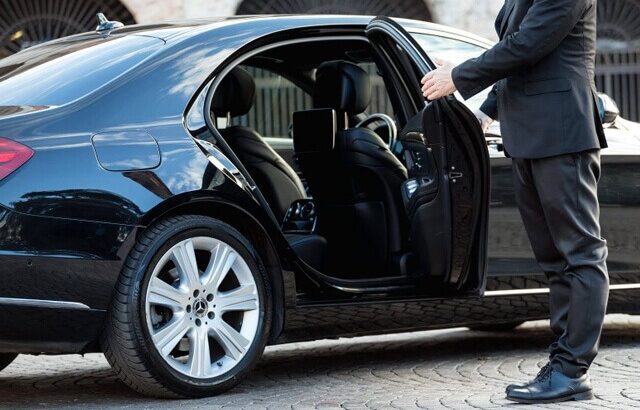 Exploring the Benefits of Using a Black Car Service Boston